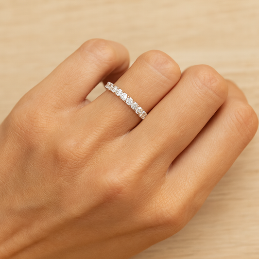 Classic Brilliant Diamond Band